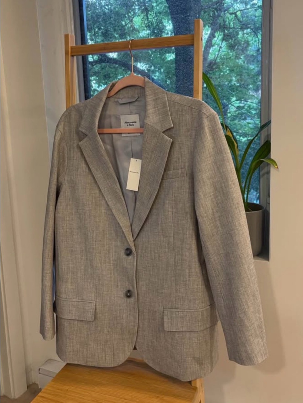 Abercrombie & Fitch Women's Light Gray Tailored Blazer Medium Size